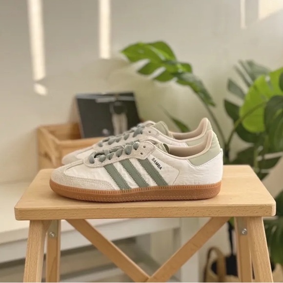 【ADIDAS】 ID0492 SAMBA OG W W Adidas Samba OG Cloud White Silver Green Putty Mauve